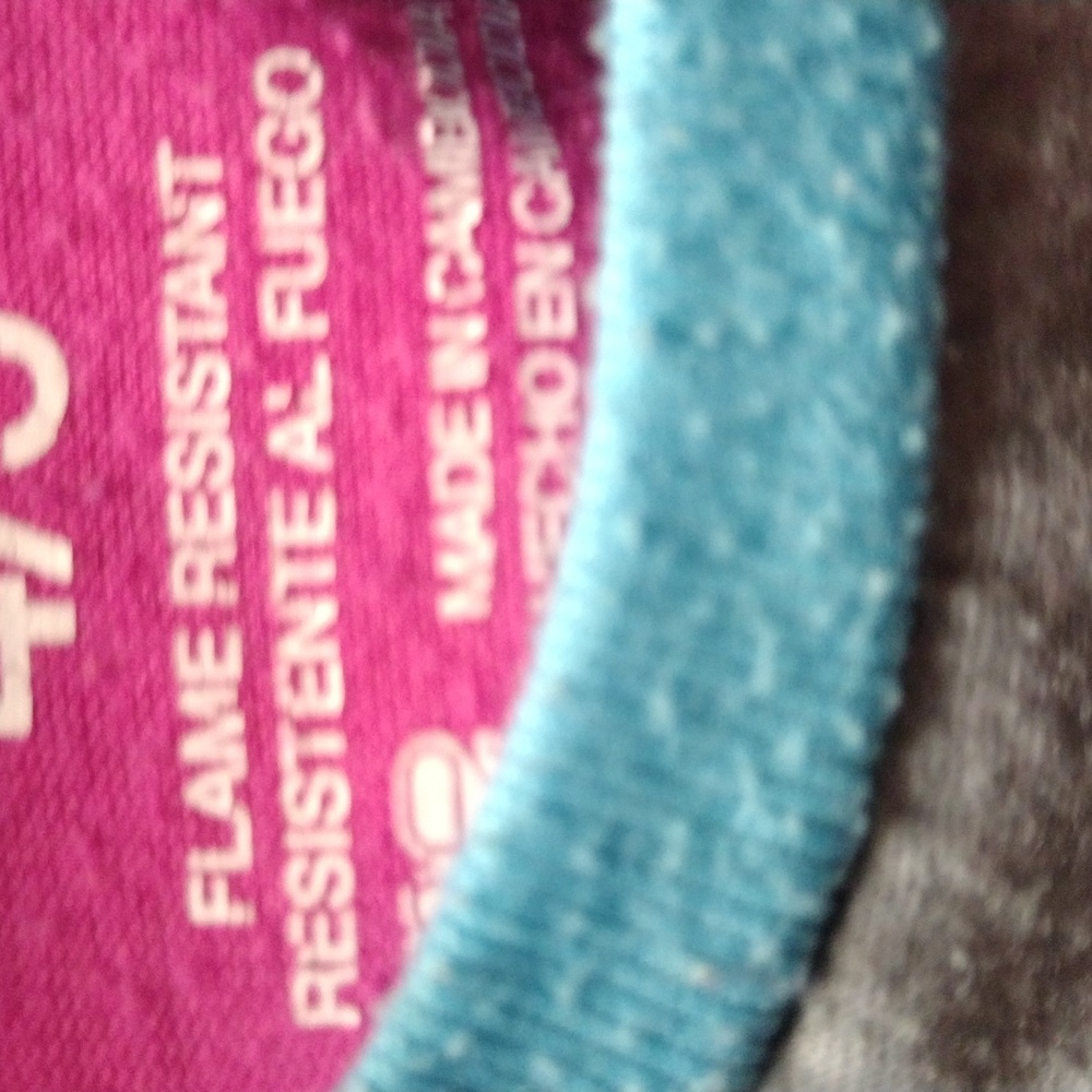 Flame Resistant! - Picture 3 of 4